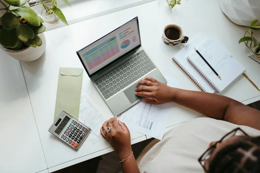 Photo common mistakes choosing accountant